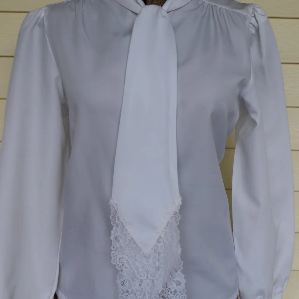 Rhonda Lee White Vintage Blouse (14) - Picture 4 of 6